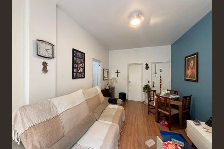 Apartamento à venda com 76m², 3 quartos e sem vaga Apartamento à venda com 76m², 3 quartos e sem vagaSala