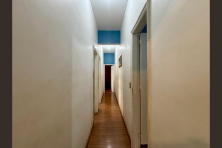Apartamento à venda com 76m², 3 quartos e sem vaga Apartamento à venda com 76m², 3 quartos e sem vagaSala - corredor de acesso aos cômodos