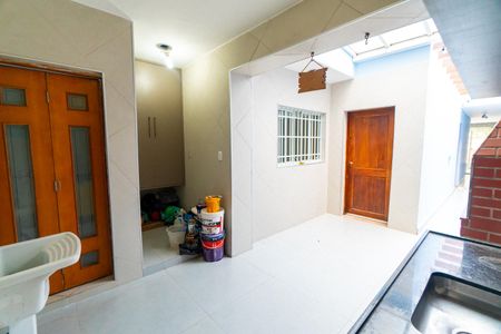 Casa à venda com 180m², 2 quartos e 2 vagasÁrea de Serviço