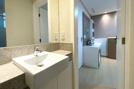 Apartamento à venda com 106m², 3 quartos e 3 vagasBanheiro da Suíte 3