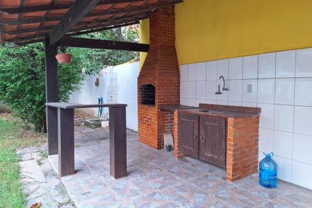 Casa à venda com 195m², 3 quartos e 3 vagasQuintal