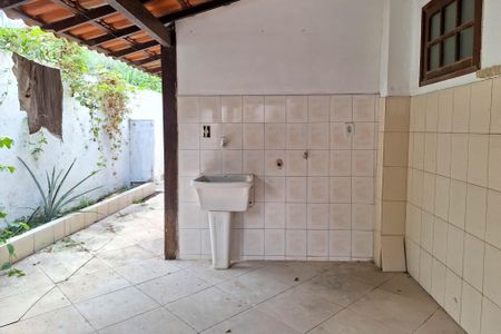 Casa à venda com 195m², 3 quartos e 3 vagasÁrea de Serviço