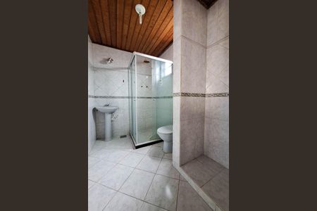 Casa à venda com 195m², 3 quartos e 3 vagasBanheiro da Suíte 1