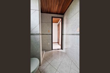 Casa à venda com 195m², 3 quartos e 3 vagasBanheiro da Suíte 1