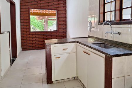 Casa à venda com 195m², 3 quartos e 3 vagasCozinha