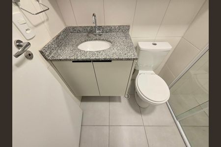 Apartamento para alugar com 26m², 1 quarto e sem vaga Apartamento para alugar com 26m², 1 quarto e sem vagaBanheiro da Suíte