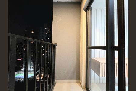 Apartamento para alugar com 26m², 1 quarto e sem vaga Apartamento para alugar com 26m², 1 quarto e sem vagaVaranda