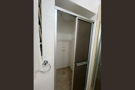 Apartamento à venda com 90m², 2 quartos e 1 vagaBanheiro 2