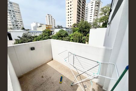 Apartamento para alugar com 48m², 2 quartos e 1 vagaVaranda