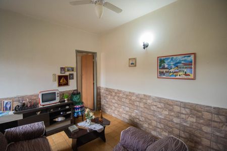 Sala de casa para alugar com 1 quarto, 60m² em Mutondo, São Gonçalo