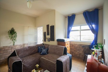 Sala de casa para alugar com 1 quarto, 60m² em Mutondo, São Gonçalo