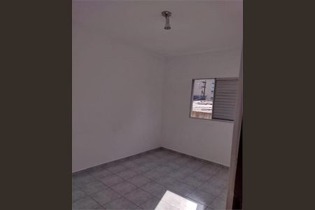 Casa à venda com 4 quartos, 250m² em Parque Fongaro, São Paulo