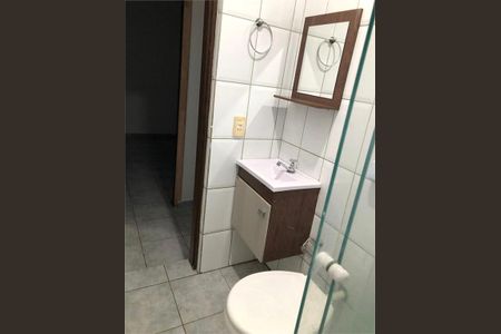 Casa à venda com 4 quartos, 250m² em Parque Fongaro, São Paulo