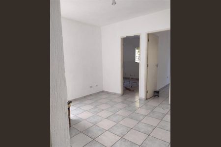 Casa à venda com 4 quartos, 250m² em Parque Fongaro, São Paulo