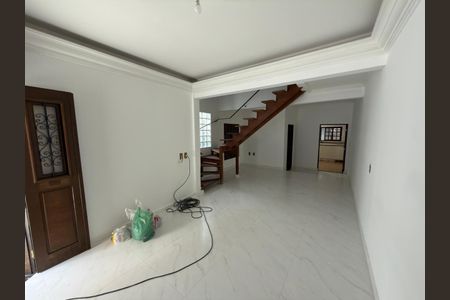 Sala de casa para alugar com 3 quartos, 137m² em Loteamento Residencial Vista Linda, São José dos Campos