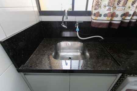 Apartamento à venda com 72m², 2 quartos e 1 vagaCozinha / Tanque 