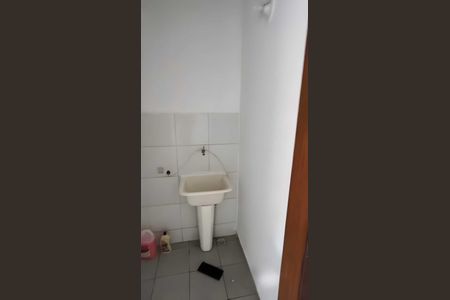 Área de serviço de kitnet/studio para alugar com 1 quarto, 43m² em QE 40, Brasília