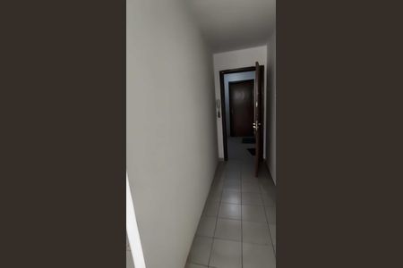 Corredor de kitnet/studio para alugar com 1 quarto, 43m² em QE 40, Brasília
