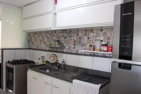 Apartamento à venda com 70m², 3 quartos e 1 vaga Apartamento à venda com 70m², 3 quartos e 1 vagaCozinha