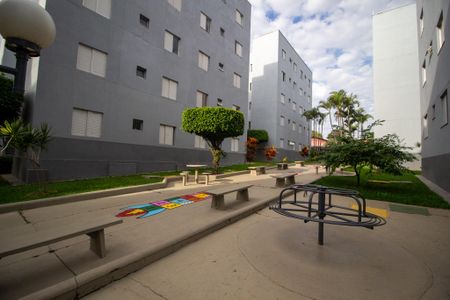 Apartamento para alugar com 52m², 2 quartos e 1 vagaÁrea comum