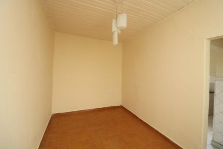 Sala de casa para alugar com 2 quartos, 78m² em Vila Graciosa, São Paulo