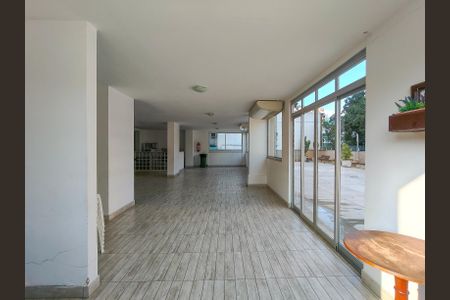 Apartamento para alugar com 69m², 2 quartos e 1 vagaÁrea comum - Salão de festas
