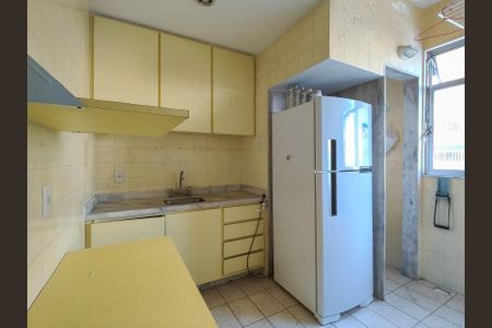 Apartamento para alugar com 69m², 2 quartos e 1 vagaCozinha e Área de Serviço