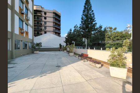 Apartamento para alugar com 69m², 2 quartos e 1 vagaÁrea comum - Playground