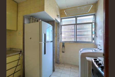 Apartamento para alugar com 69m², 2 quartos e 1 vagaCozinha e Área de Serviço