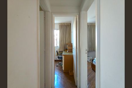 Apartamento para alugar com 69m², 2 quartos e 1 vagaCorredor