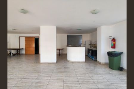 Apartamento para alugar com 69m², 2 quartos e 1 vagaÁrea comum - Salão de festas