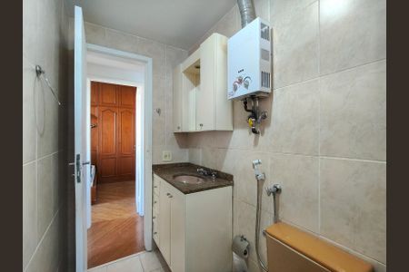 Apartamento para alugar com 69m², 2 quartos e 1 vagaBanheiro Corredor