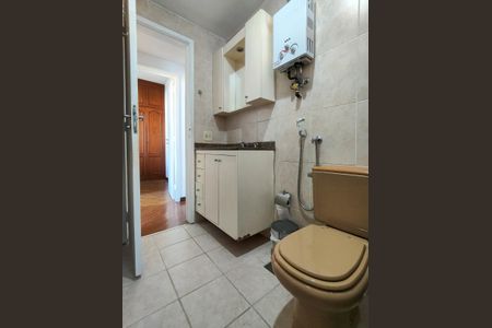 Apartamento para alugar com 69m², 2 quartos e 1 vagaBanheiro Corredor