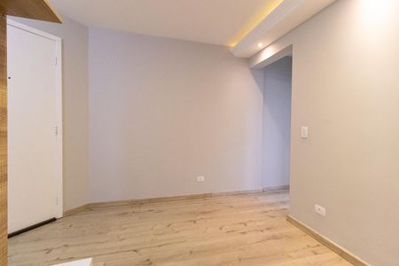 Sala de apartamento para alugar com 1 quarto, 40m² em Novo Mundo, Curitiba