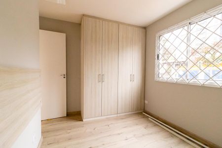 Quarto  de apartamento para alugar com 1 quarto, 40m² em Novo Mundo, Curitiba