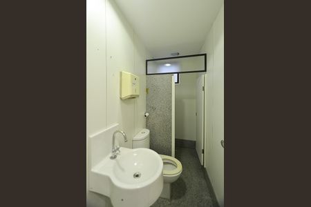 Casa à venda com 360m², 4 quartos e 2 vagasBanheiro Social