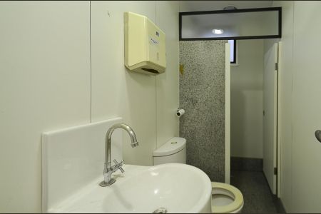 Casa à venda com 360m², 4 quartos e 2 vagasBanheiro Social