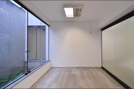 Casa à venda com 360m², 4 quartos e 2 vagasQuarto 1