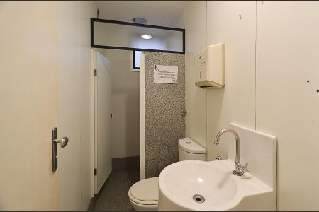 Casa à venda com 360m², 4 quartos e 2 vagasBanheiro Social