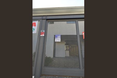Casa à venda com 360m², 4 quartos e 2 vagasPlaca Instalada 29-04-2026-UNRX-37