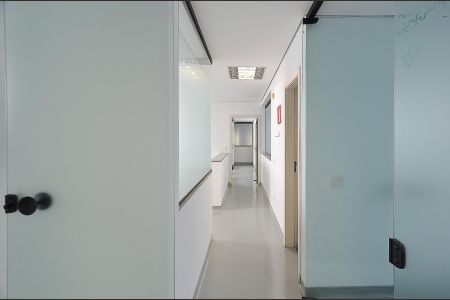 Casa à venda com 360m², 4 quartos e 2 vagasCorredor Quarto 2 Pavimento