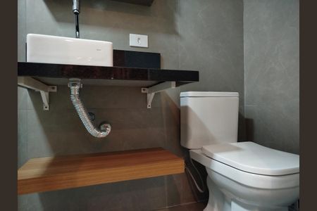 Banheiro de kitnet/studio para alugar com 1 quarto, 30m² em Tatuapé, São Paulo