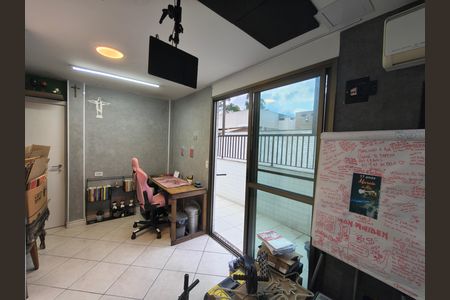 Apartamento à venda com 167m², 4 quartos e 2 vagas Apartamento à venda com 167m², 4 quartos e 2 vagasQuarto 4 - Suíte