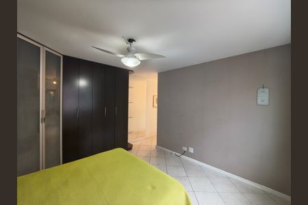 Apartamento à venda com 167m², 4 quartos e 2 vagas Apartamento à venda com 167m², 4 quartos e 2 vagasQuarto Suíte