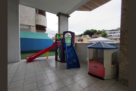 Apartamento à venda com 167m², 4 quartos e 2 vagas Apartamento à venda com 167m², 4 quartos e 2 vagasÁrea comum - Playground