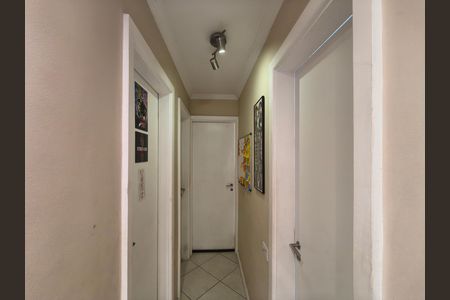 Apartamento à venda com 167m², 4 quartos e 2 vagas Apartamento à venda com 167m², 4 quartos e 2 vagasCorredor