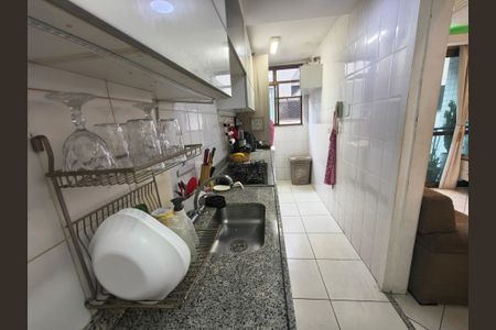 Apartamento à venda com 167m², 4 quartos e 2 vagas Apartamento à venda com 167m², 4 quartos e 2 vagasCozinha - Armários