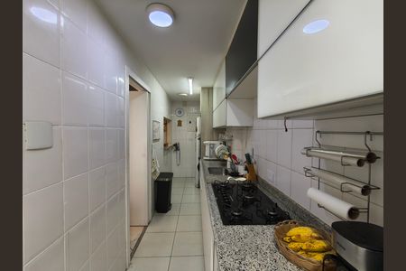 Apartamento à venda com 167m², 4 quartos e 2 vagas Apartamento à venda com 167m², 4 quartos e 2 vagasCozinha - Armários