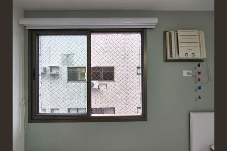 Apartamento à venda com 167m², 4 quartos e 2 vagas Apartamento à venda com 167m², 4 quartos e 2 vagasQuarto 2