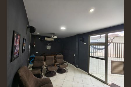 Apartamento à venda com 167m², 4 quartos e 2 vagas Apartamento à venda com 167m², 4 quartos e 2 vagasSala 2